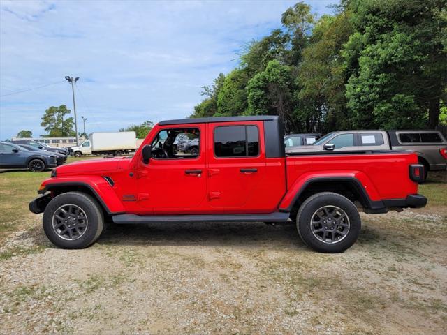 used 2021 Jeep Gladiator car, priced at $32,314