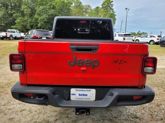 used 2021 Jeep Gladiator car, priced at $32,314