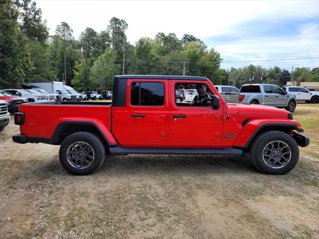 used 2021 Jeep Gladiator car, priced at $32,314