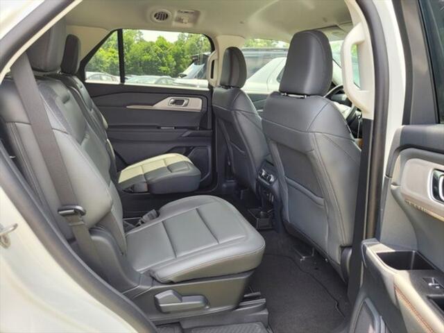 new 2025 Ford Explorer car, priced at $44,495