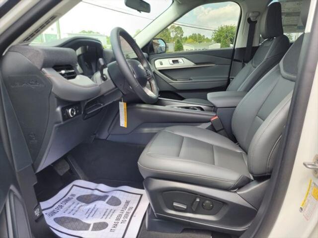 new 2025 Ford Explorer car, priced at $44,495
