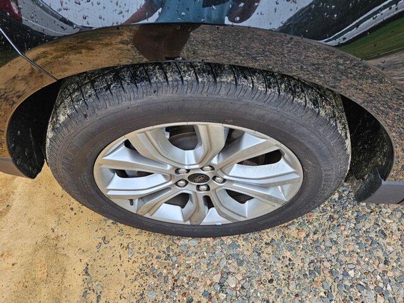 used 2023 Ford Edge car, priced at $23,995