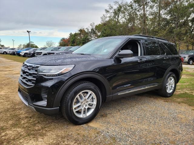 new 2025 Ford Explorer car, priced at $40,995