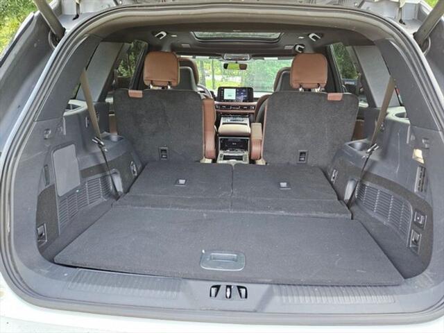 used 2025 Lincoln Aviator car, priced at $69,850