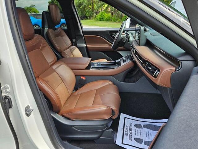 used 2025 Lincoln Aviator car, priced at $69,850