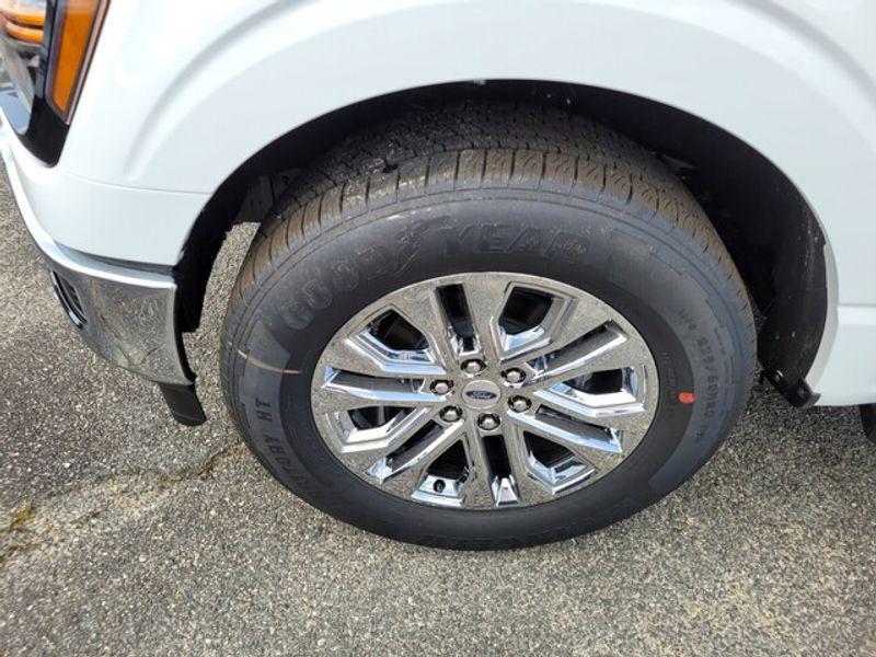 new 2025 Ford F-150 car, priced at $50,995