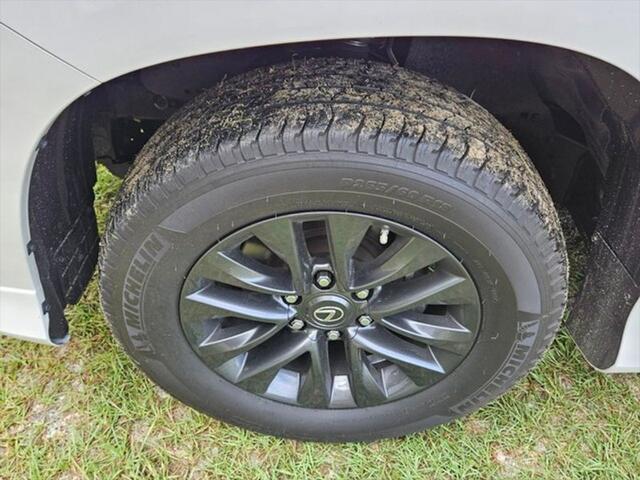 used 2023 Lexus GX 460 car, priced at $62,895