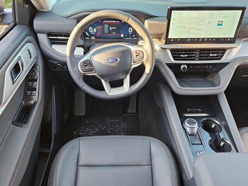 new 2025 Ford Explorer car, priced at $42,620