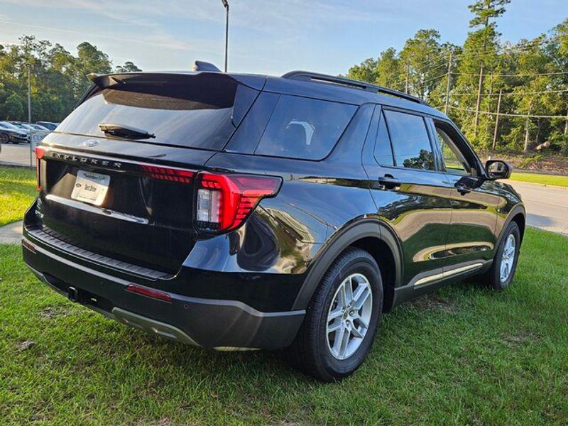 new 2025 Ford Explorer car, priced at $42,620