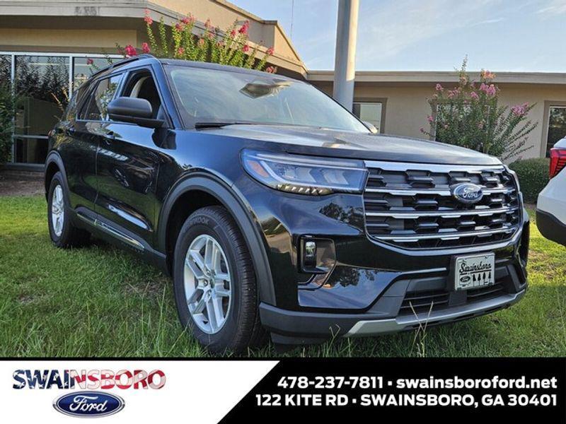 new 2025 Ford Explorer car, priced at $42,620