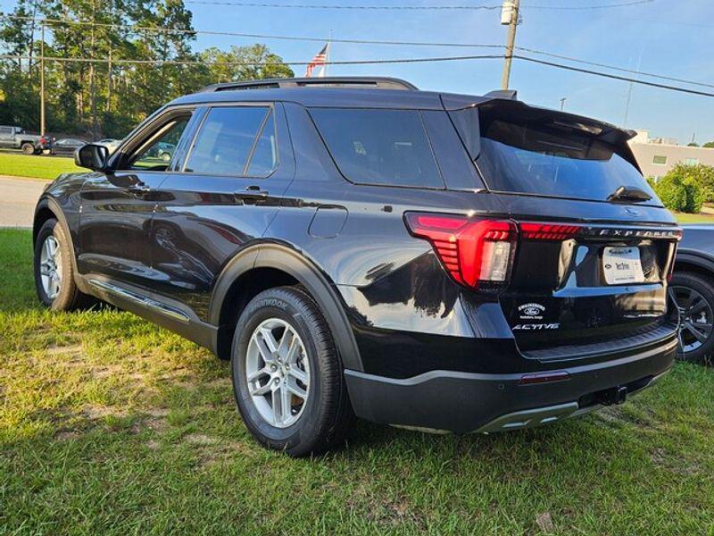 new 2025 Ford Explorer car, priced at $42,620