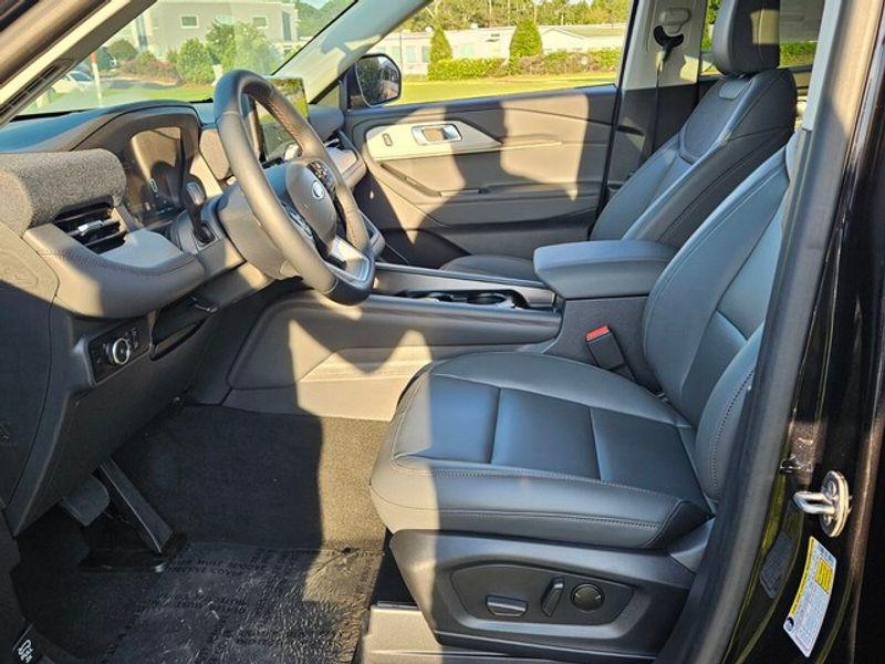 new 2025 Ford Explorer car, priced at $42,620