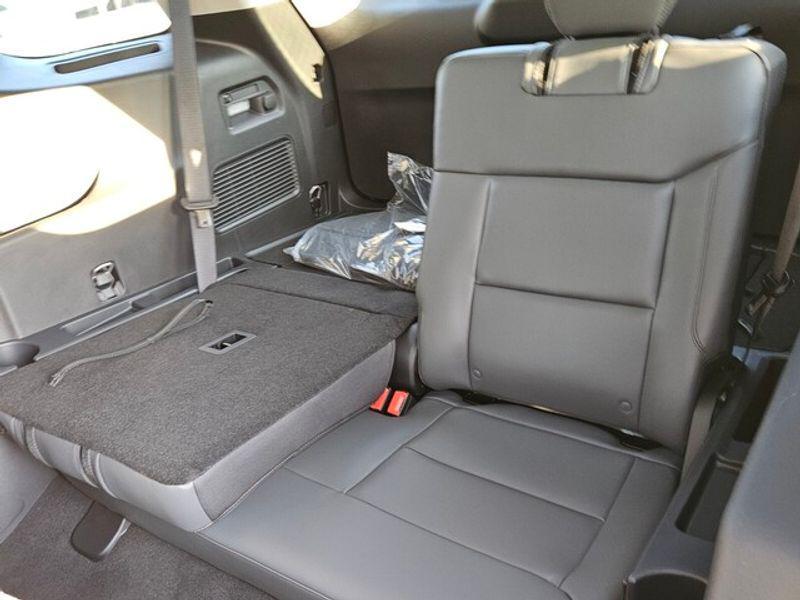 new 2025 Ford Explorer car, priced at $42,620