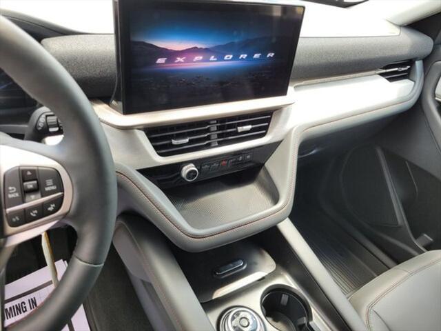 new 2025 Ford Explorer car, priced at $47,495