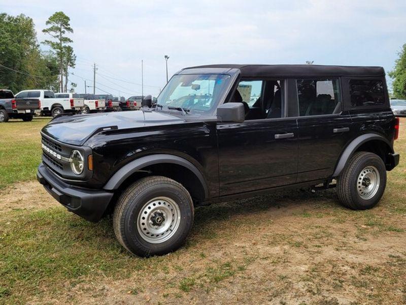 new 2025 Ford Bronco car, priced at $39,785