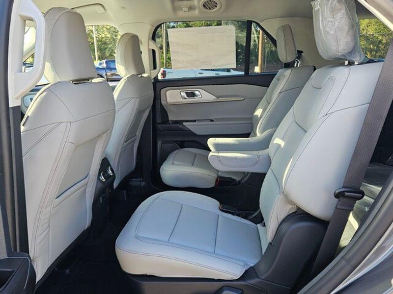 new 2025 Ford Explorer car, priced at $42,944