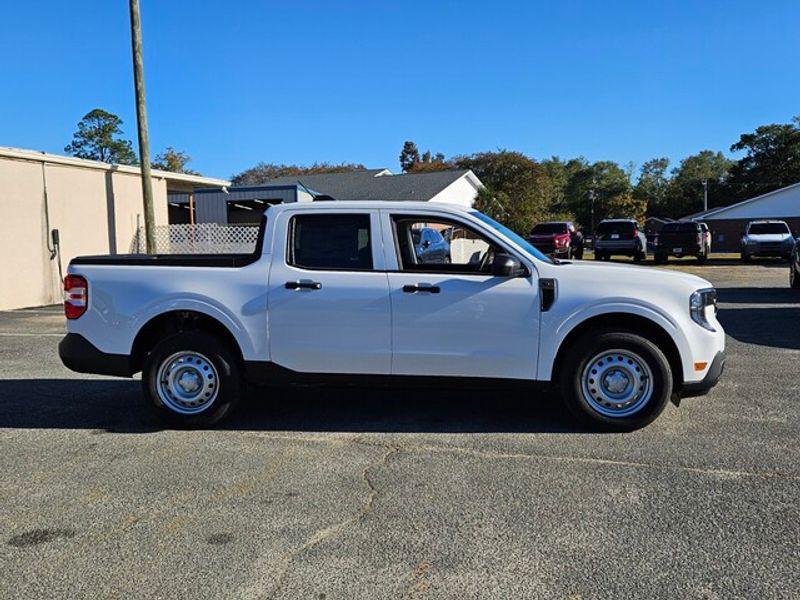 new 2025 Ford Maverick car, priced at $28,068