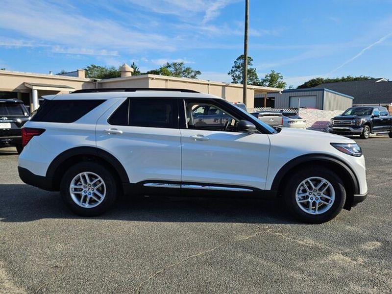 new 2025 Ford Explorer car, priced at $42,975
