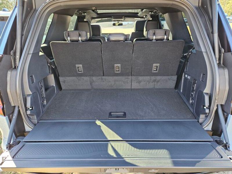 new 2025 Ford Expedition car, priced at $83,479