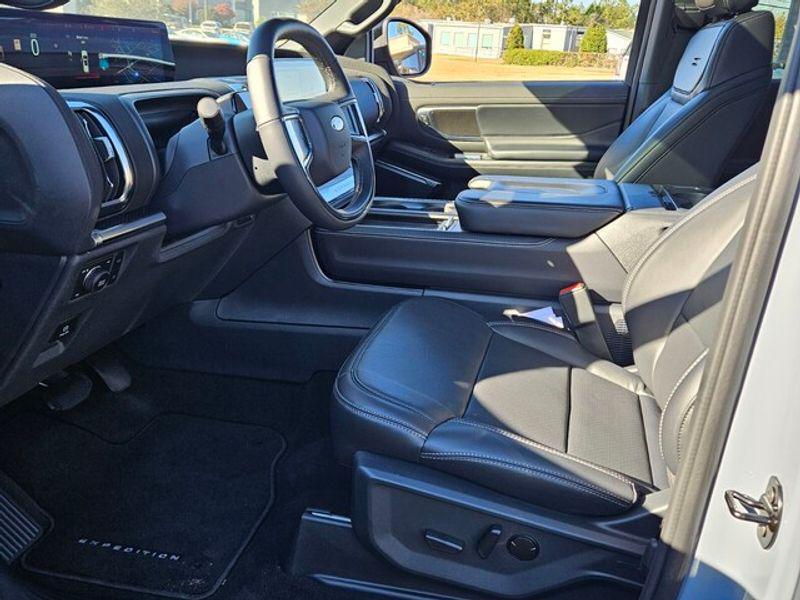 new 2025 Ford Expedition car, priced at $83,479