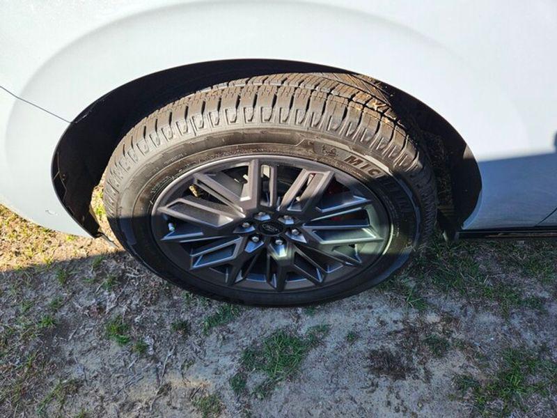 new 2025 Ford Expedition car, priced at $83,479