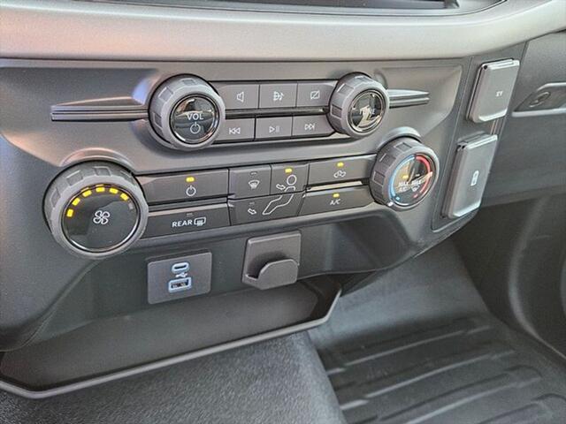 new 2024 Ford F-150 car, priced at $42,995