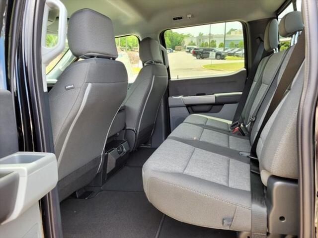 new 2025 Ford F-250 car, priced at $70,399