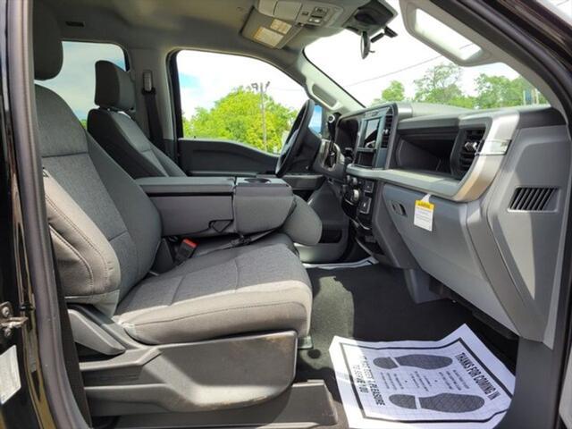 new 2025 Ford F-250 car, priced at $70,399