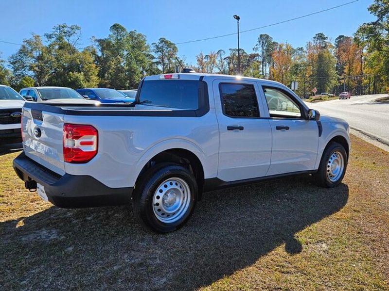 new 2025 Ford Maverick car, priced at $29,553
