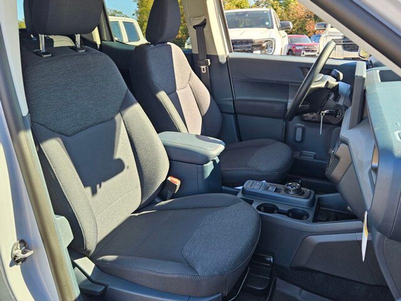 new 2025 Ford Maverick car, priced at $29,553