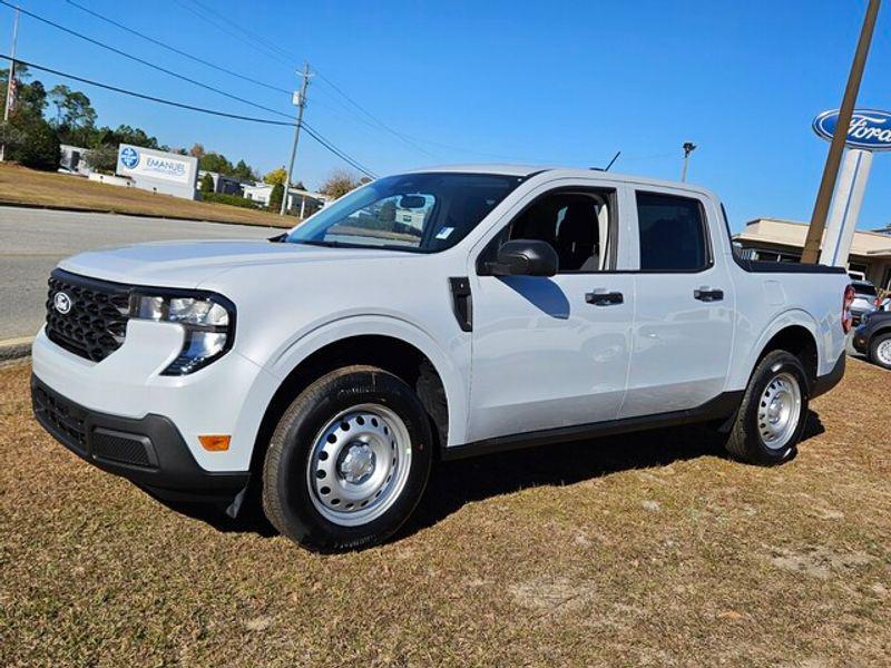 new 2025 Ford Maverick car, priced at $29,553