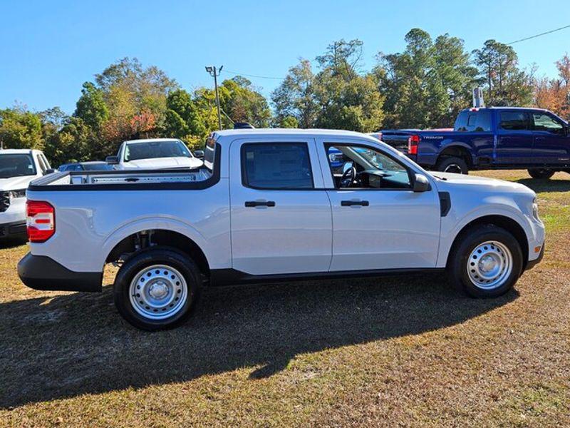 new 2025 Ford Maverick car, priced at $29,553