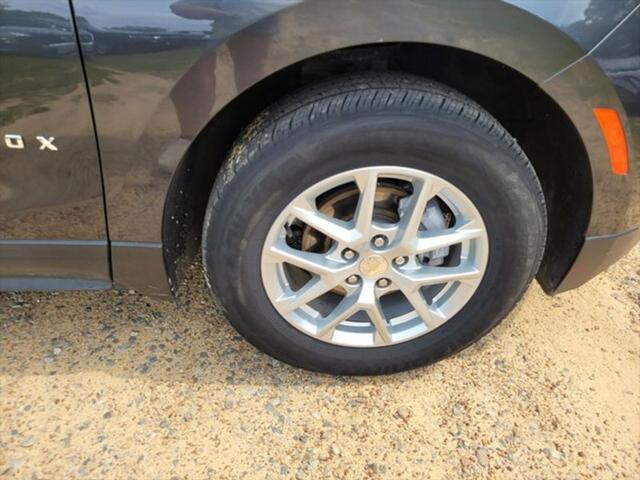 used 2023 Chevrolet Equinox car, priced at $22,350