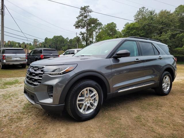 new 2025 Ford Explorer car, priced at $41,800