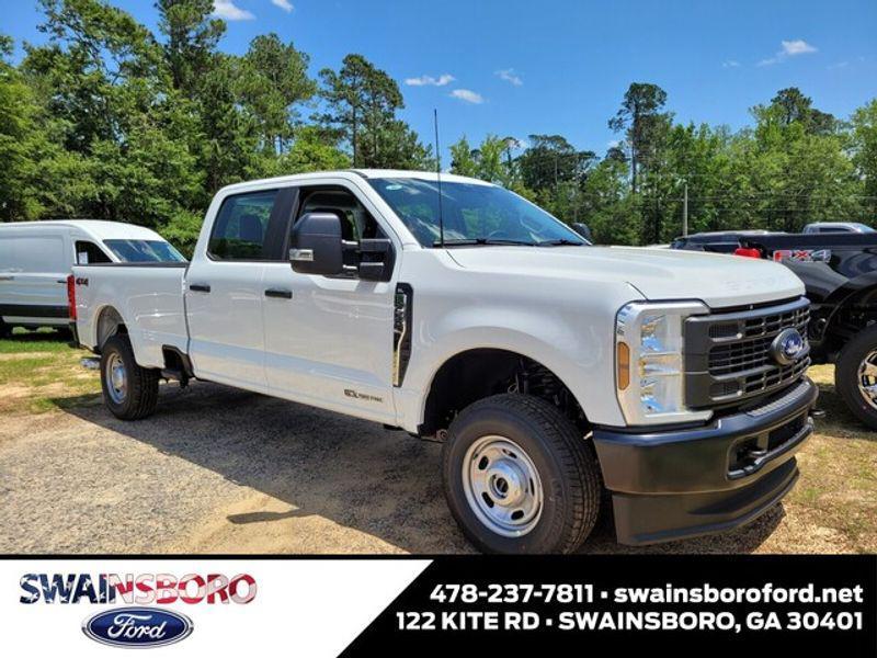 new 2025 Ford F-250 car, priced at $60,495