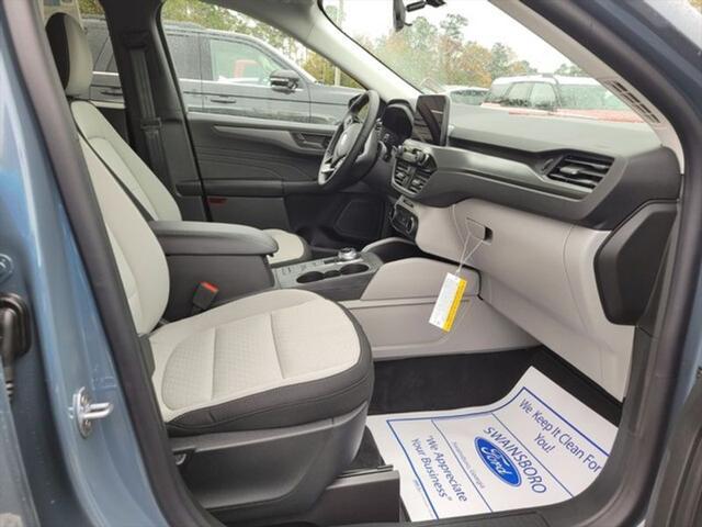 new 2025 Ford Escape car, priced at $30,997