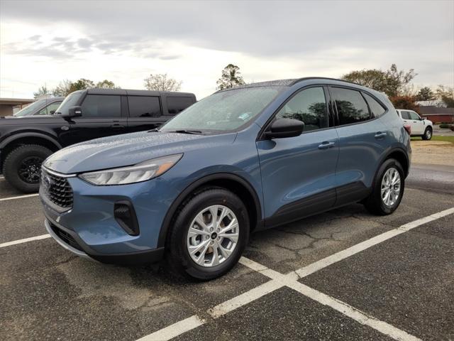 new 2025 Ford Escape car, priced at $31,700