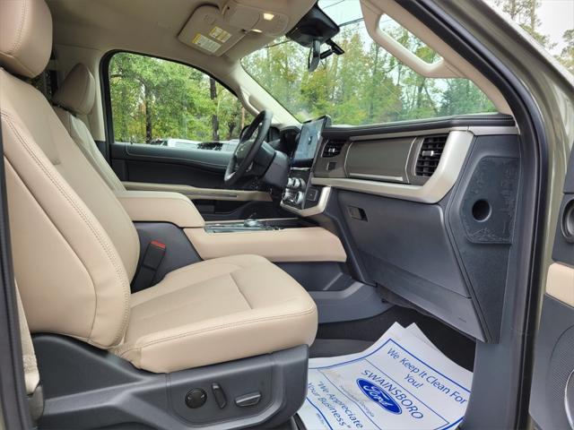 new 2024 Ford Expedition Max car, priced at $60,400