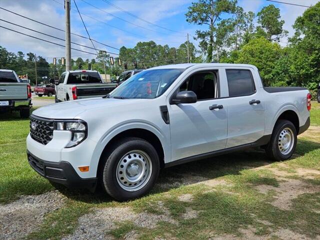 new 2025 Ford Maverick car, priced at $29,995