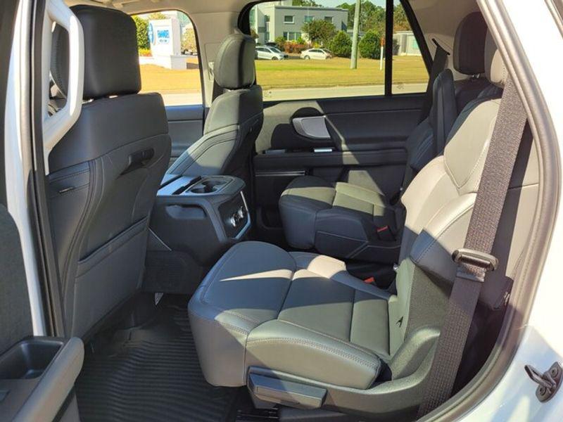 new 2025 Ford Expedition car, priced at $67,995