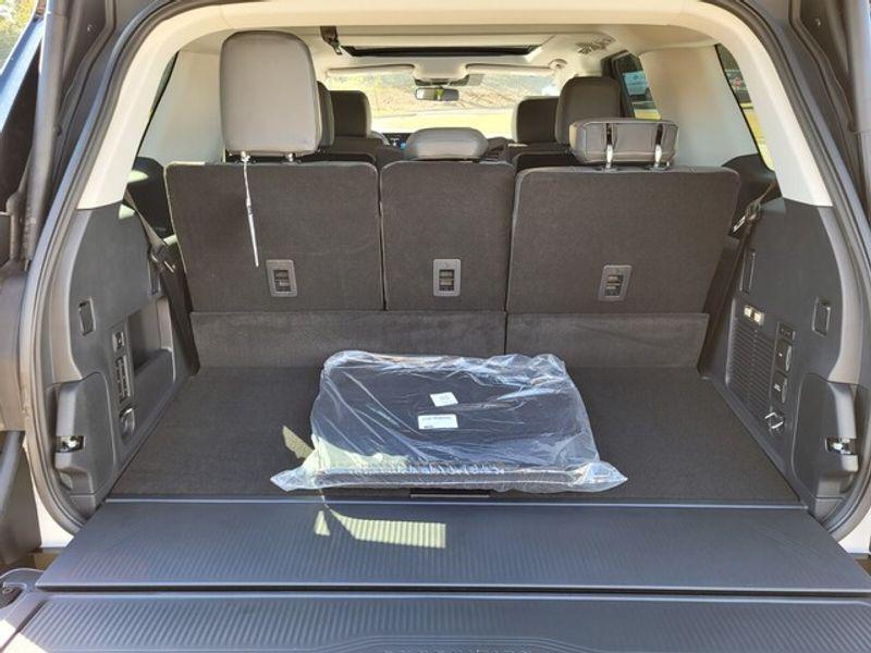 new 2025 Ford Expedition car, priced at $67,995