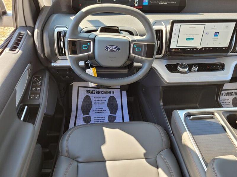 new 2025 Ford Expedition car, priced at $67,995