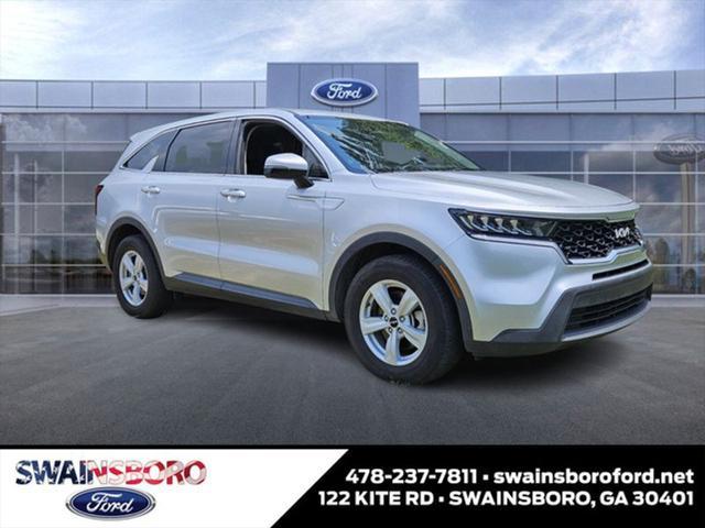 used 2022 Kia Sorento car, priced at $22,995