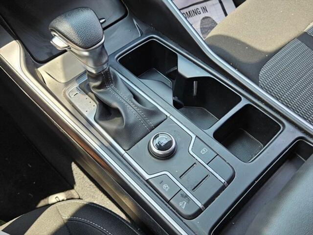 used 2022 Kia Sorento car, priced at $22,995