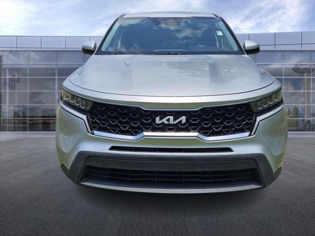 used 2022 Kia Sorento car, priced at $22,995