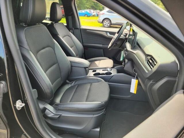 new 2025 Ford Escape PHEV car, priced at $32,495