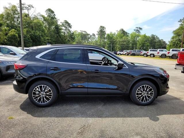 new 2025 Ford Escape PHEV car, priced at $32,495