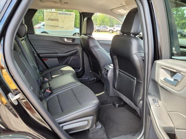 new 2025 Ford Escape PHEV car, priced at $32,495