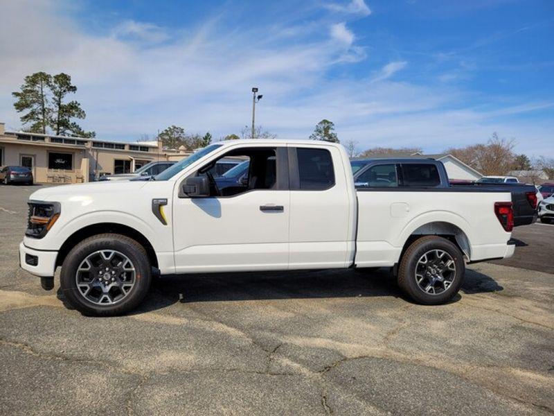 new 2024 Ford F-150 car, priced at $35,491