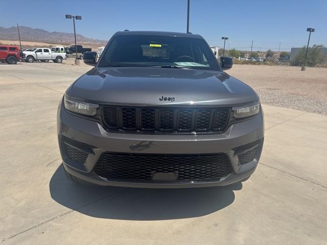 new 2025 Jeep Grand Cherokee car, priced at $37,899